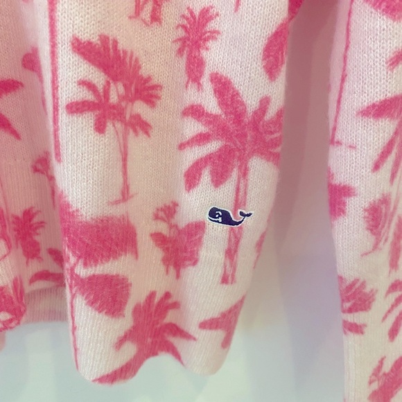 Vineyard Vines Lightweight Sweater - Picture 2 of 5